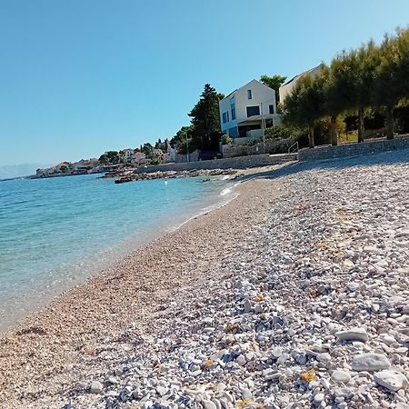 Afrodita Bistrica Sutivan Esterno foto